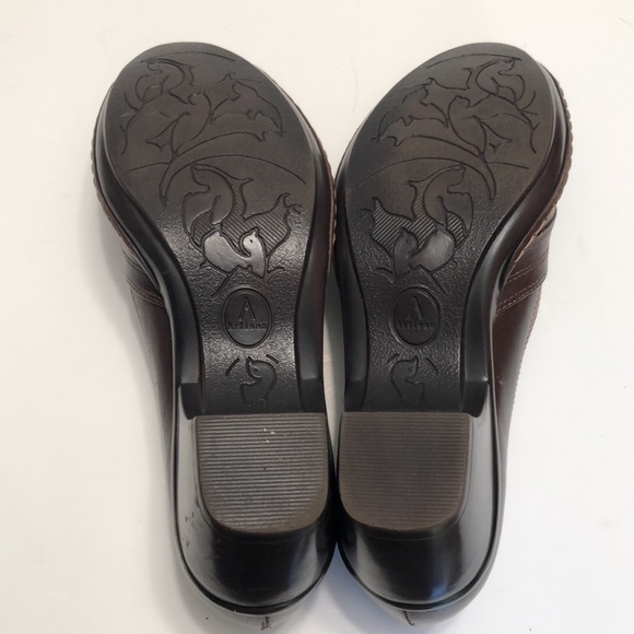 Clark’s Artisan Brown Leather Shoes size 9.5N BNWOT - Picture 10 of 13